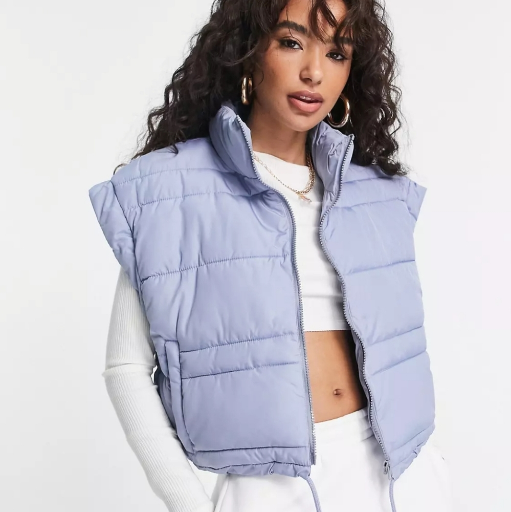 Missguided Cropped puffer vest in blue
